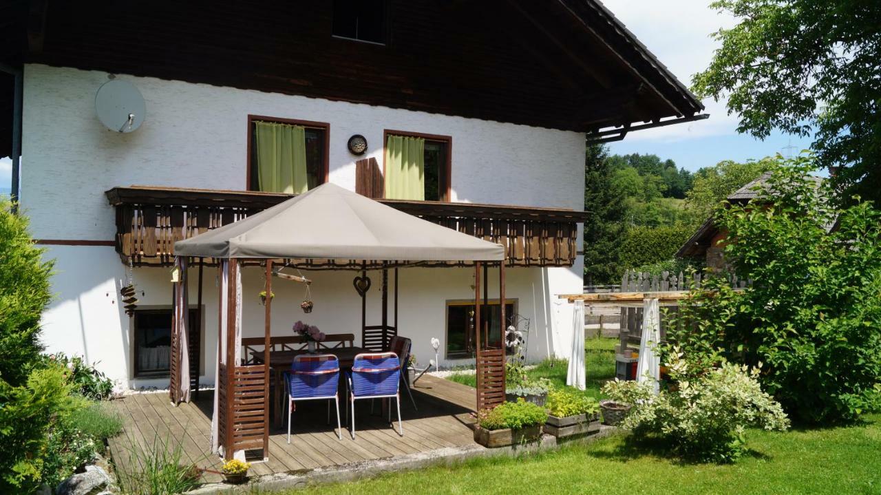 Ferienwohnung Auf Einem Richtigen Bauernhof Finkenstein am Faaker See Eksteriør billede